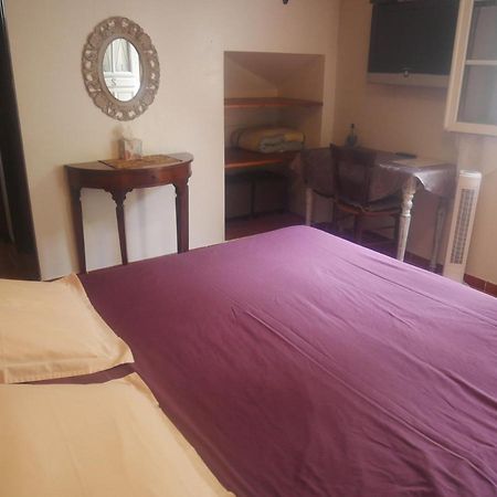 Bed and Breakfast La Feniere Venejan Экстерьер фото